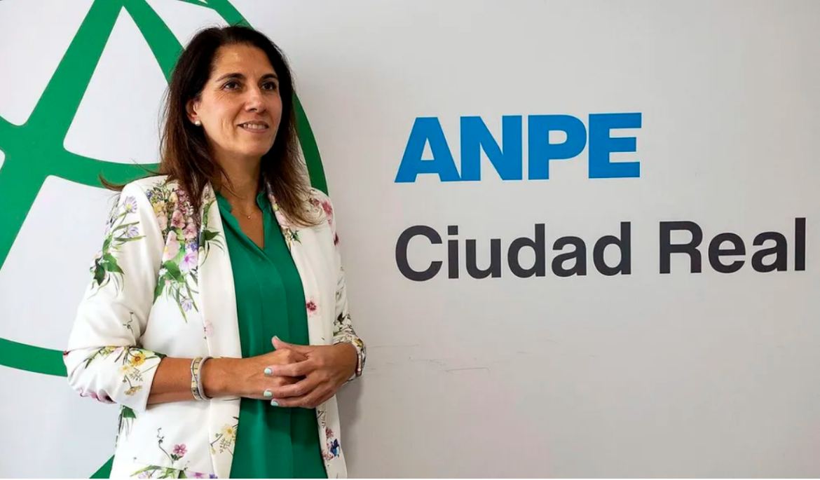 Monica_Tribuna "Cada vez son más los docentes que nos trasladan su desánimo"